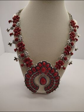 Bold Red Floral Statement Necklace with Silver-Tone Accents New